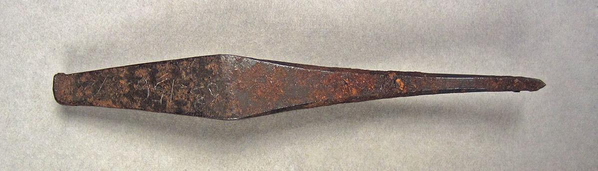 1963.0156.272, Bit, side 2