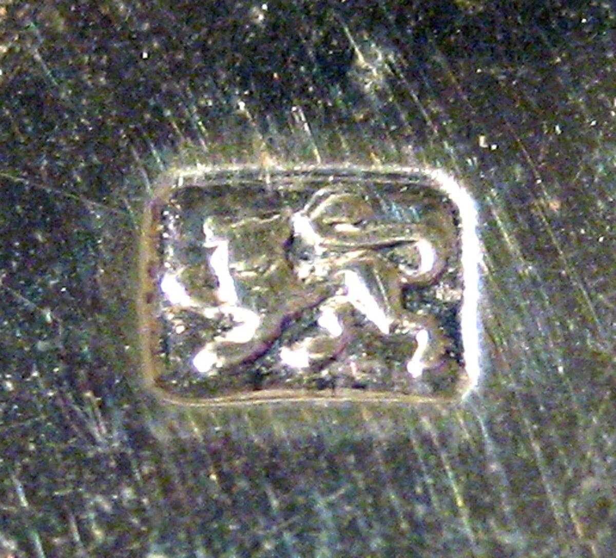 1955.0136.062 Silver Salver mark 1