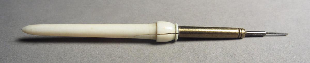 1963.0156.276, Hand drill, overall