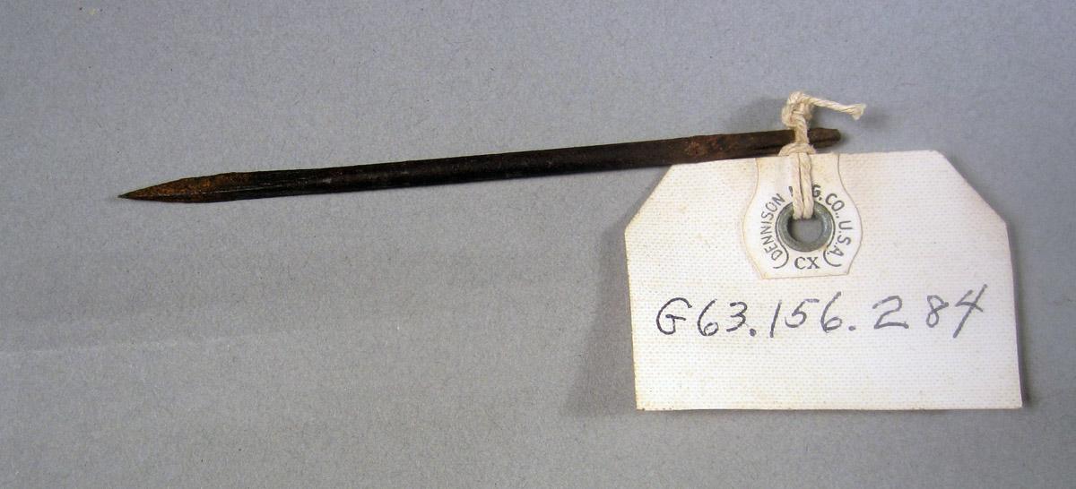 1963.0156.284 Needle, View 2