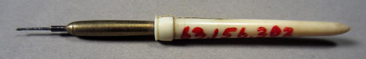 1963.0156.302 Pivot hole drill, View 1