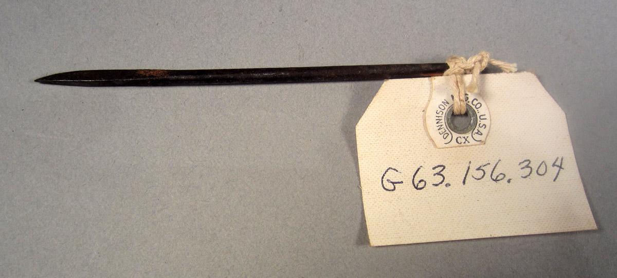 1963.0156.304 Needle, View 1