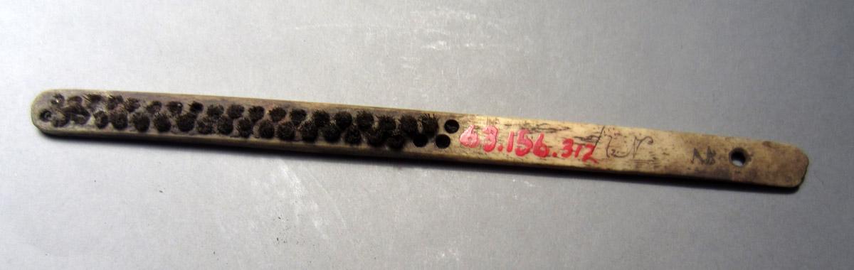 1963.0156.312 Brush, View 1