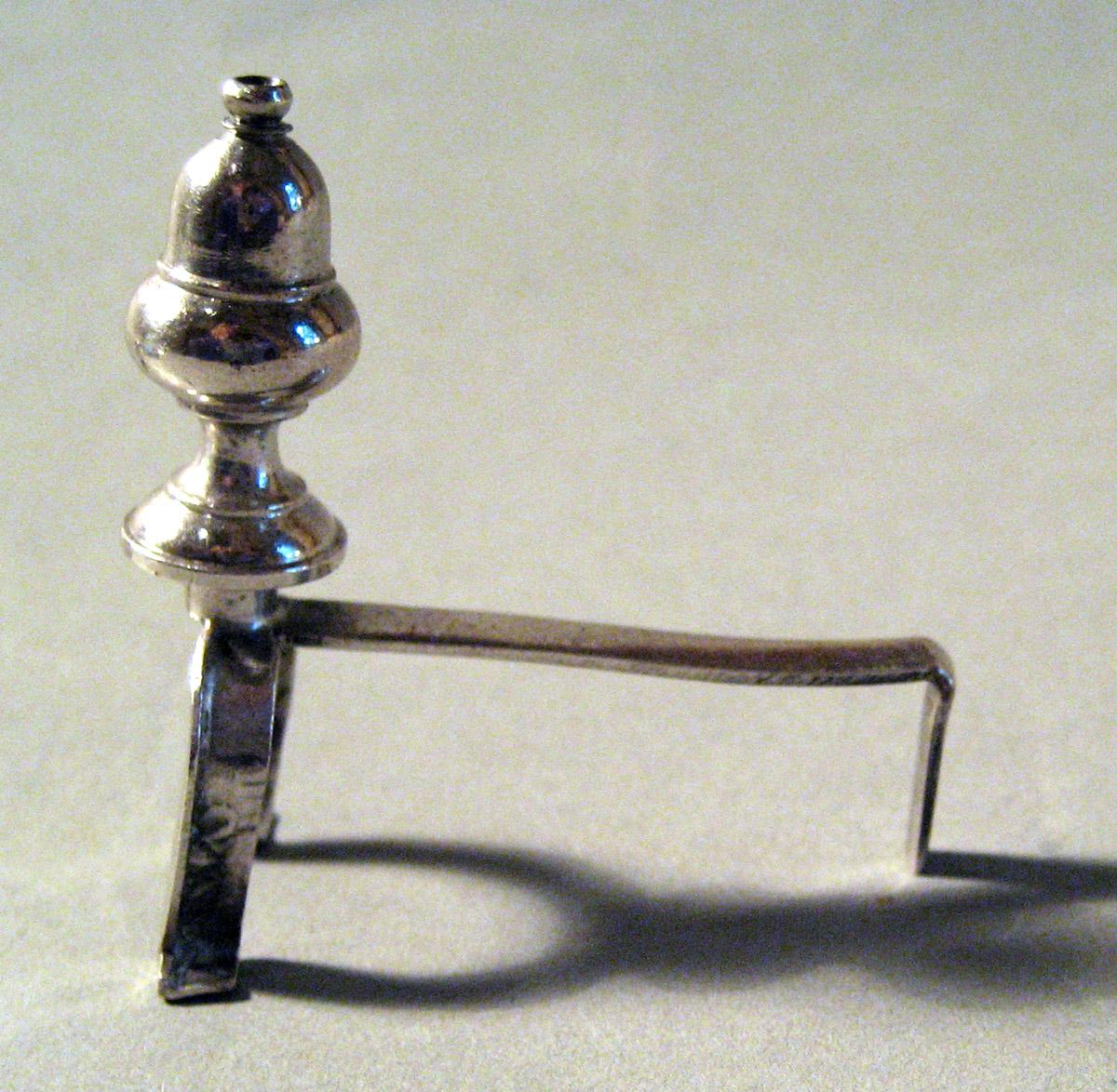 1955.0136.066 C Silver and Iron Andiron side view