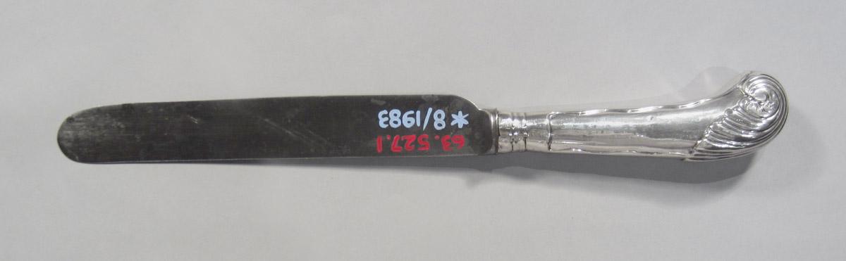 1963.0527.001 Knife, underside