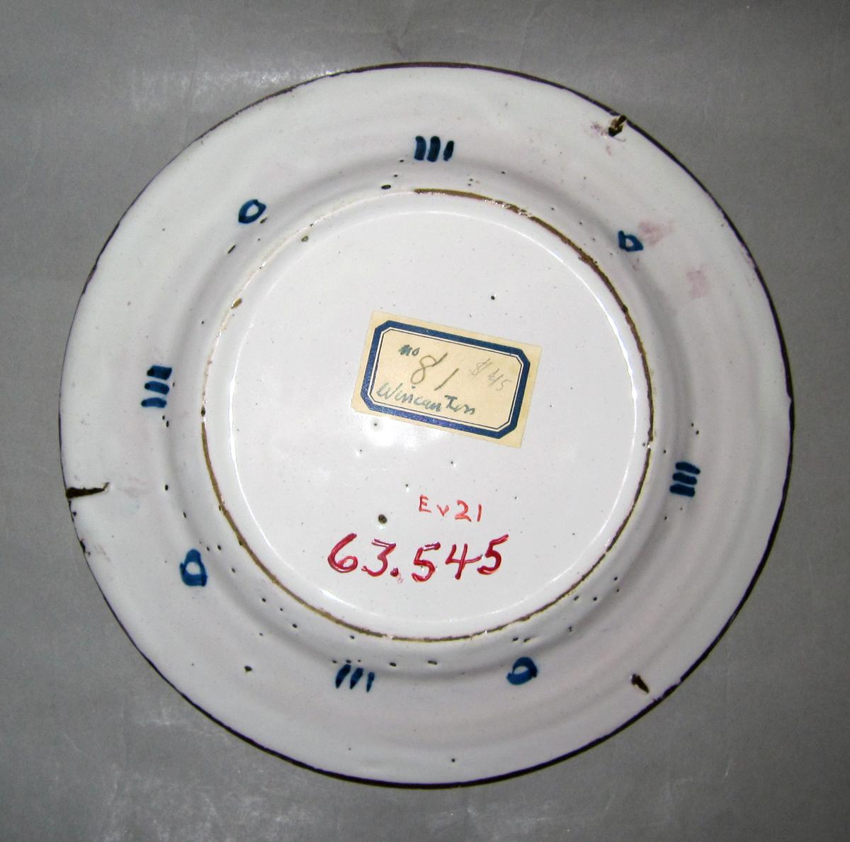 1963.0545 Delft plate underside