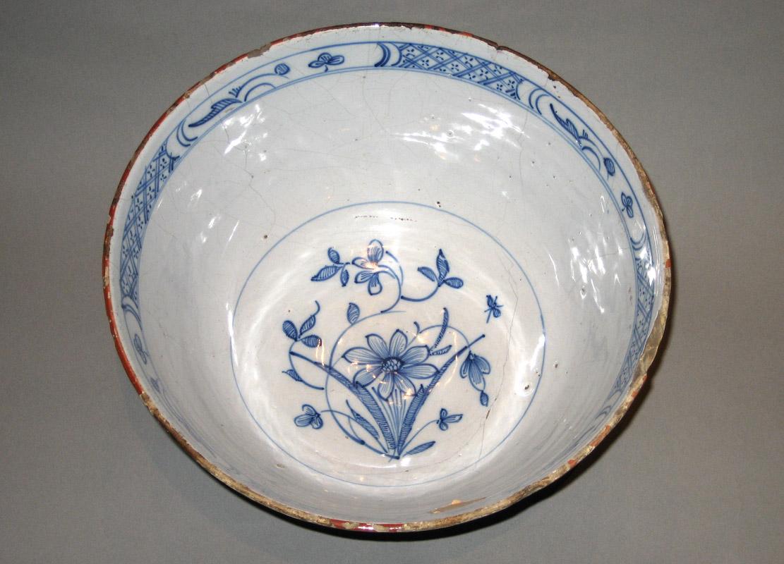 1963.0548 Bowl upper