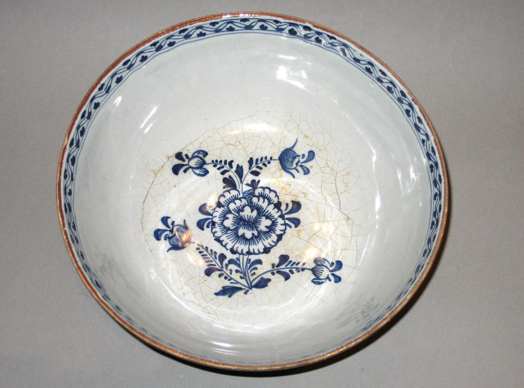 1963.0560 Bowl upper