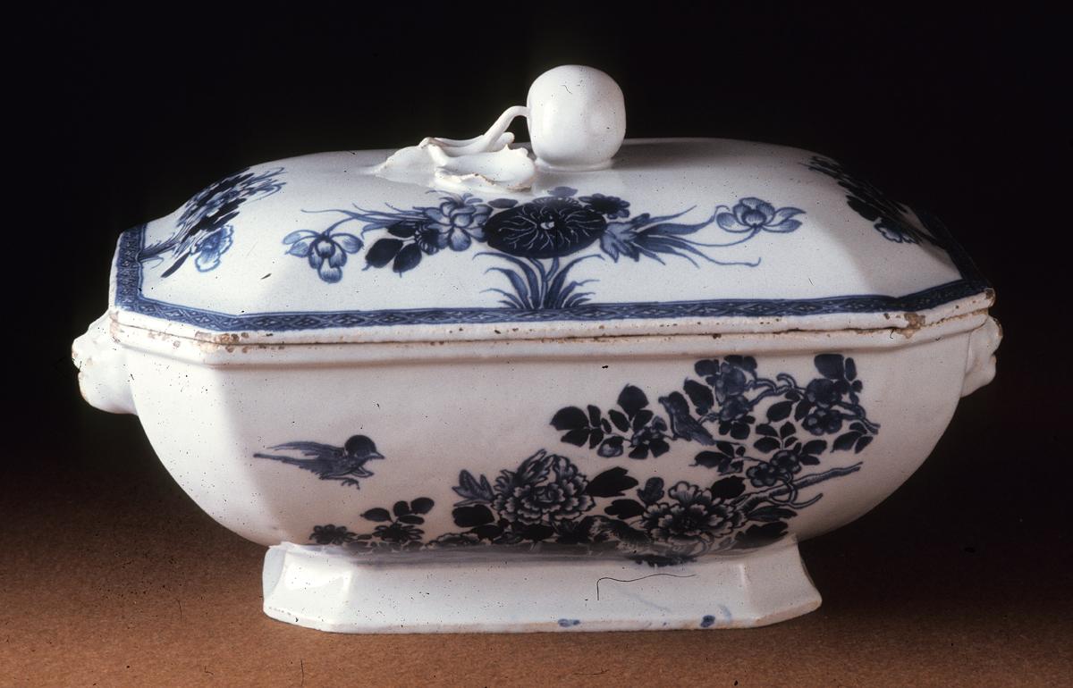 1963.0578 Tureen