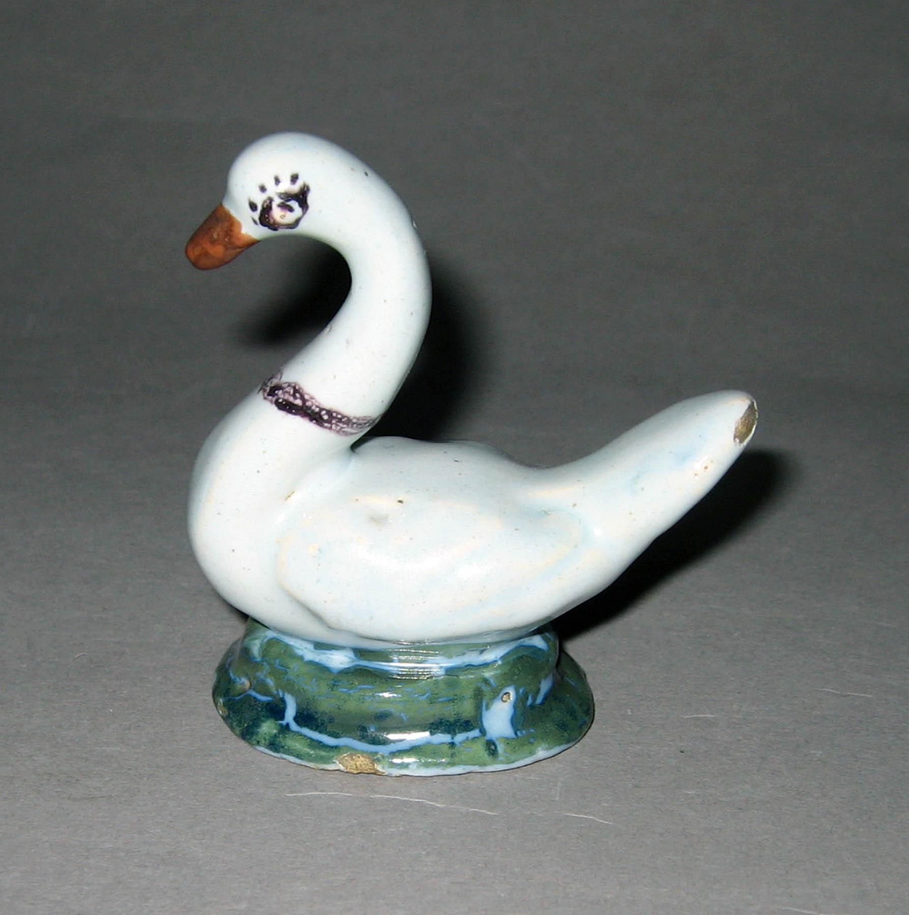 1963.0582.002 Earthenware figure