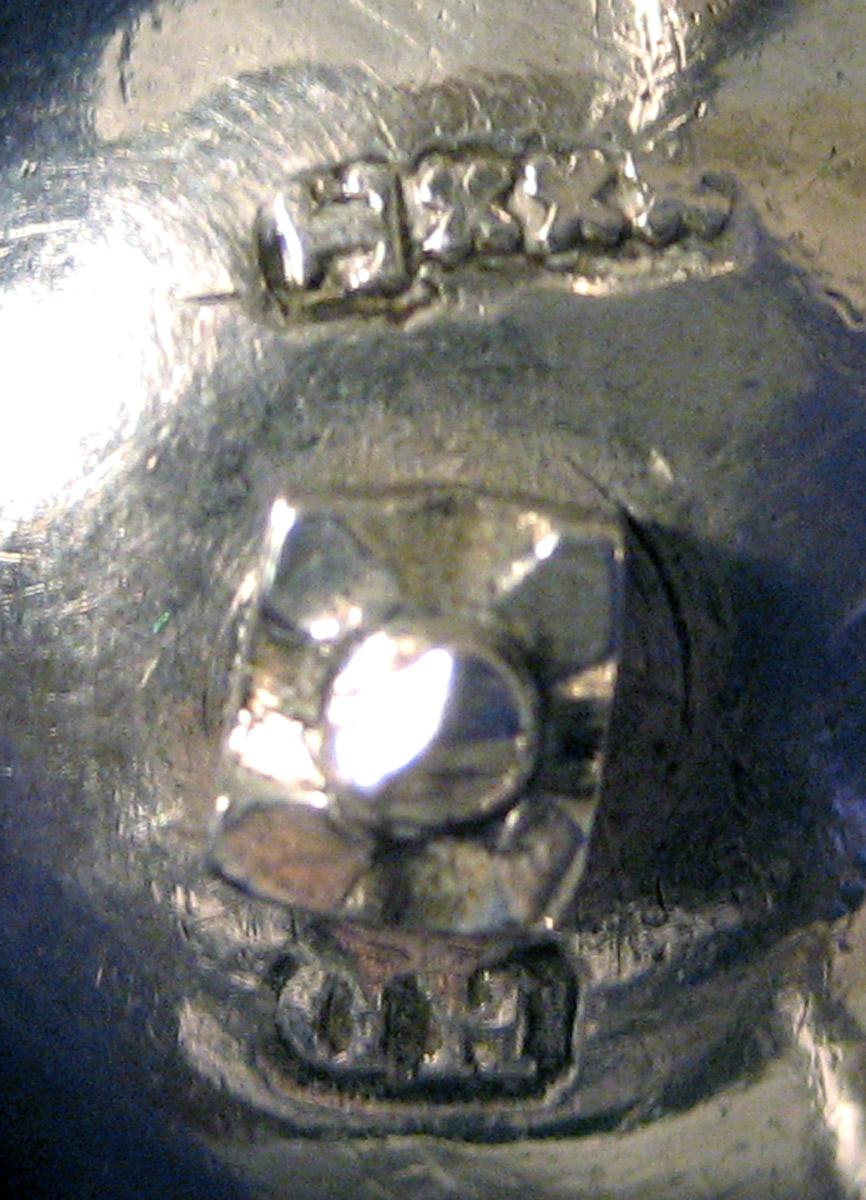 1955.0136.073 Silver Chafing Dish mark 1 & 2