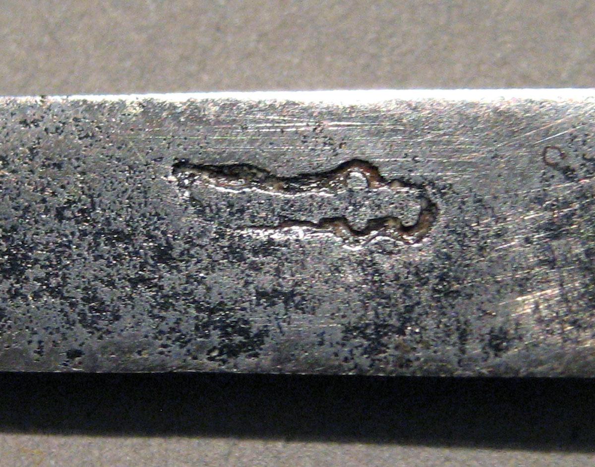 1955.0136.075 Silver Knife mark
