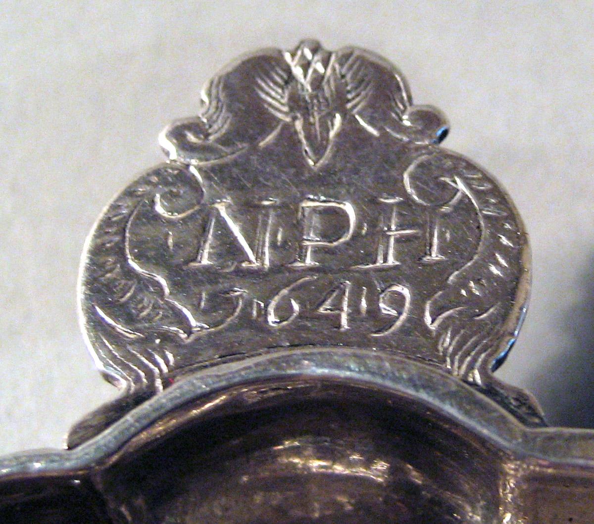 1955.0136.076 Silver Porringer engraving 1