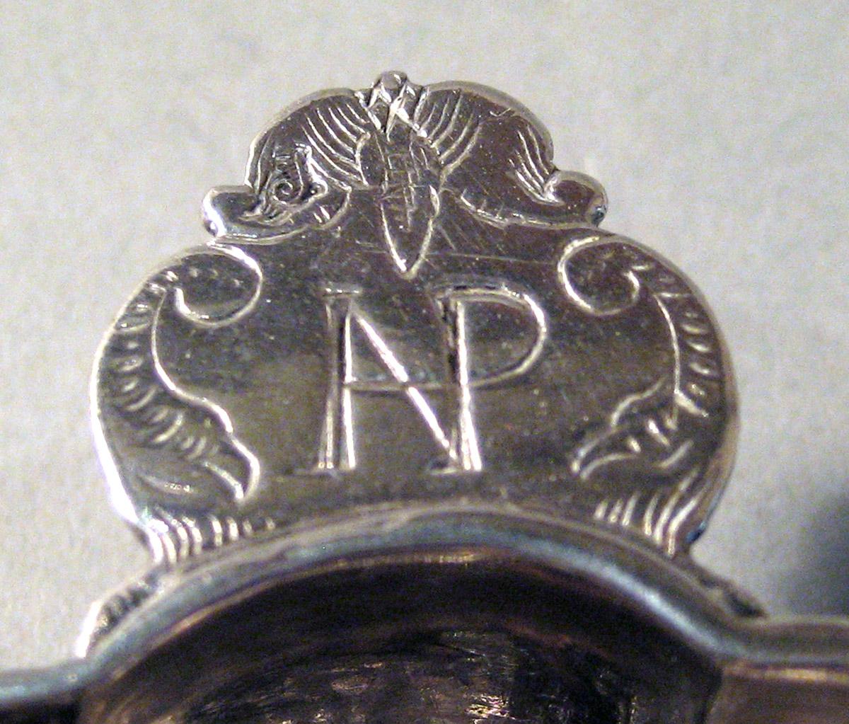 1955.0136.076 Silver Porringer engraving 2