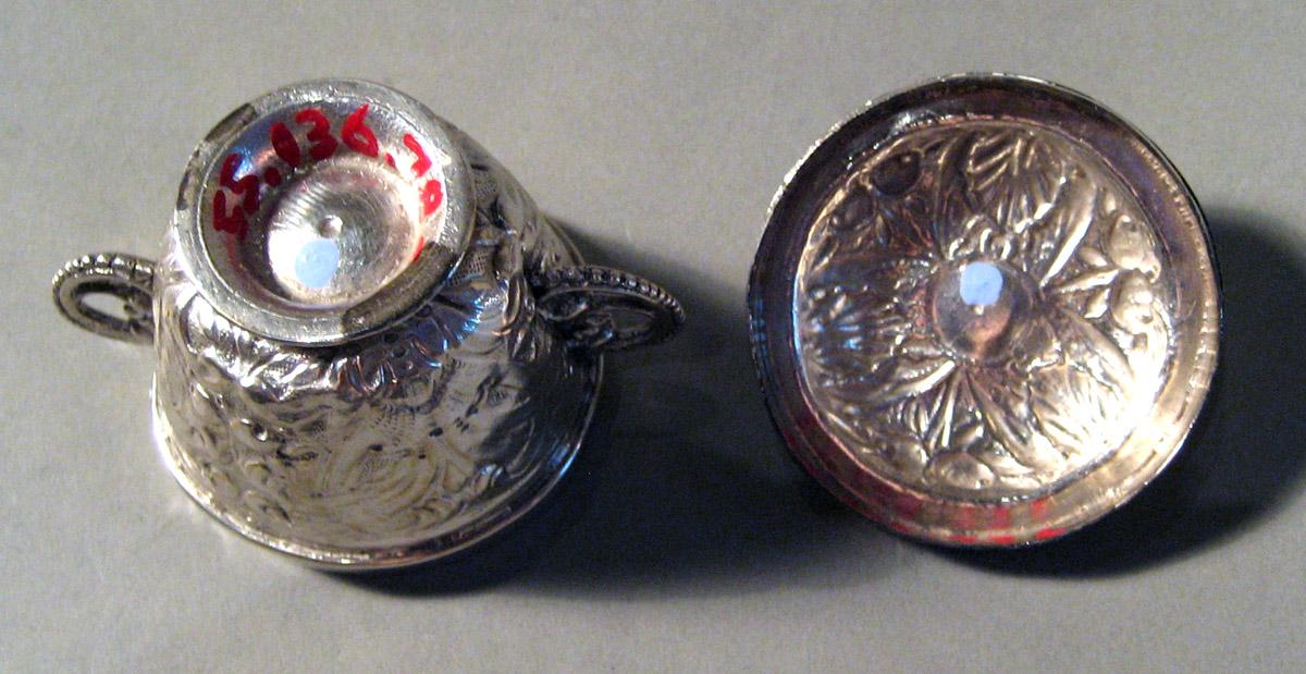 1955.0136.078 A, B Silver Cup and Cover underside