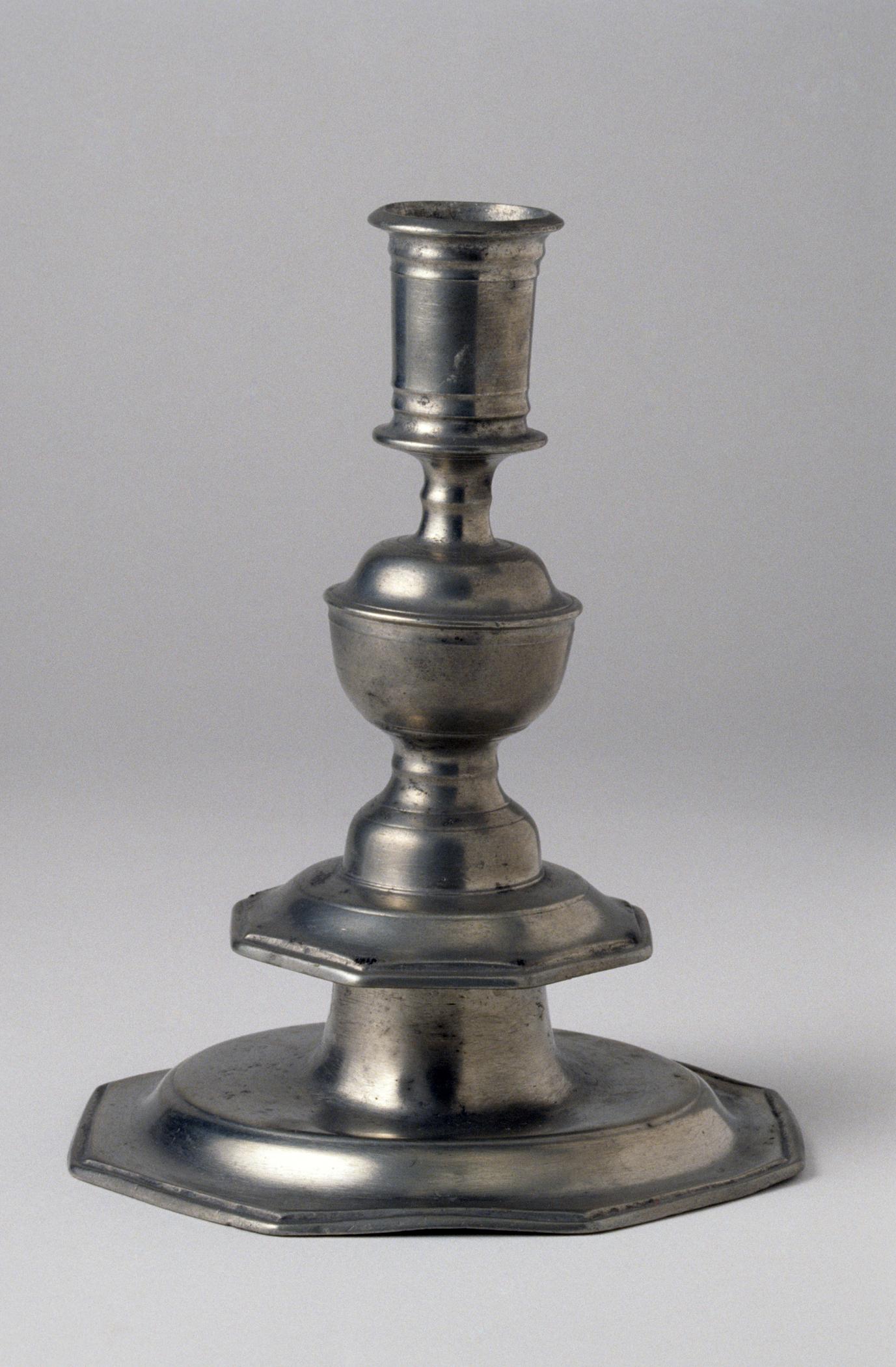 1963.0627.001 Pewter candlestick
