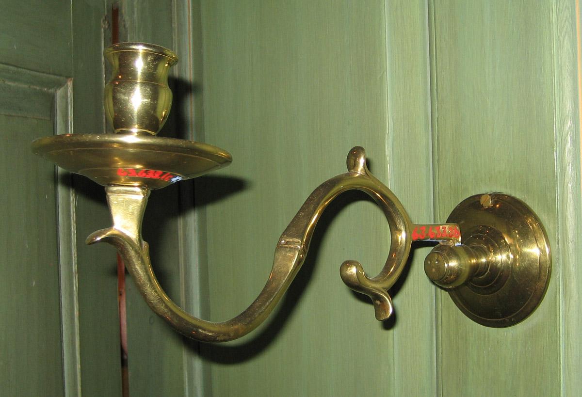 1963.0633.002 A-D Sconce