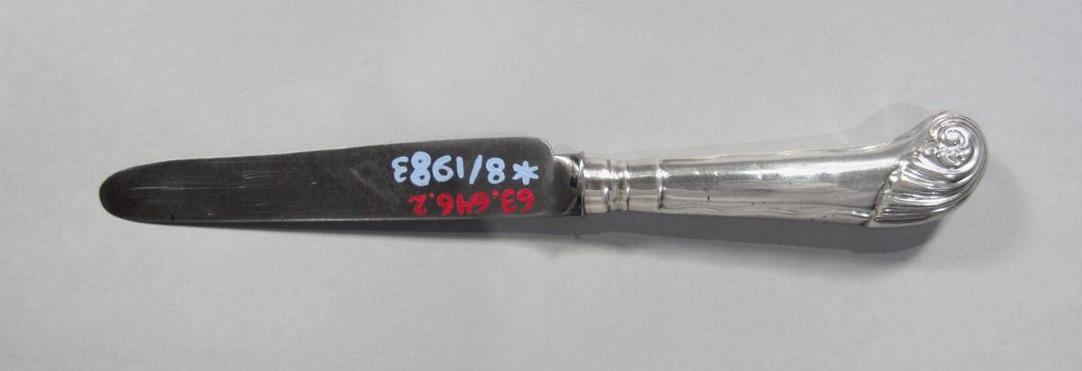 1963.0646.002 Knife, underside