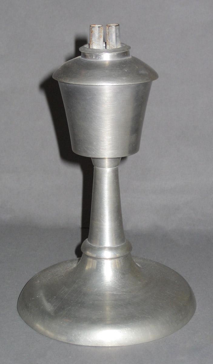 1963.0658 Lamp