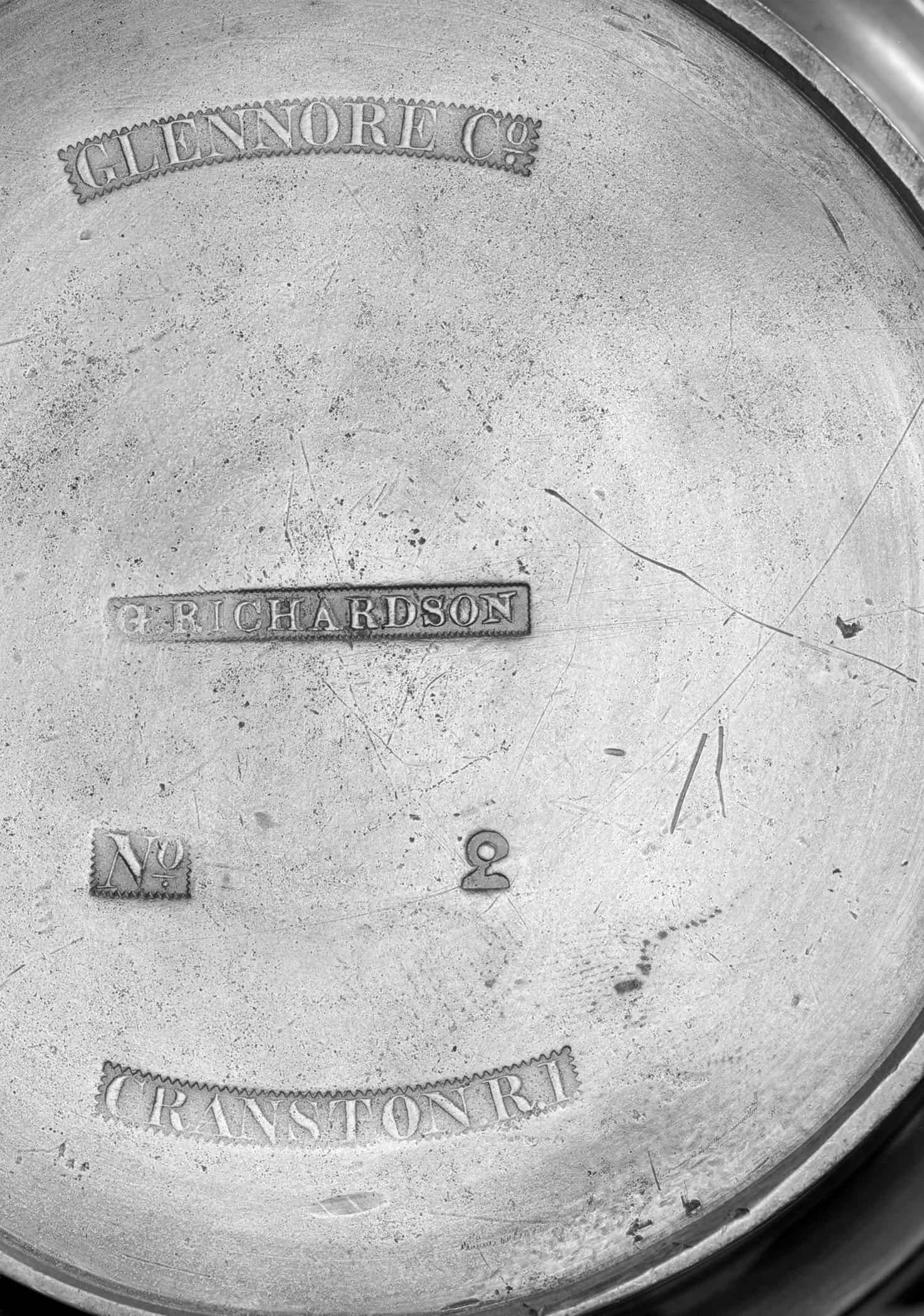 1963.0660 Pewter sugar bowl (mark)