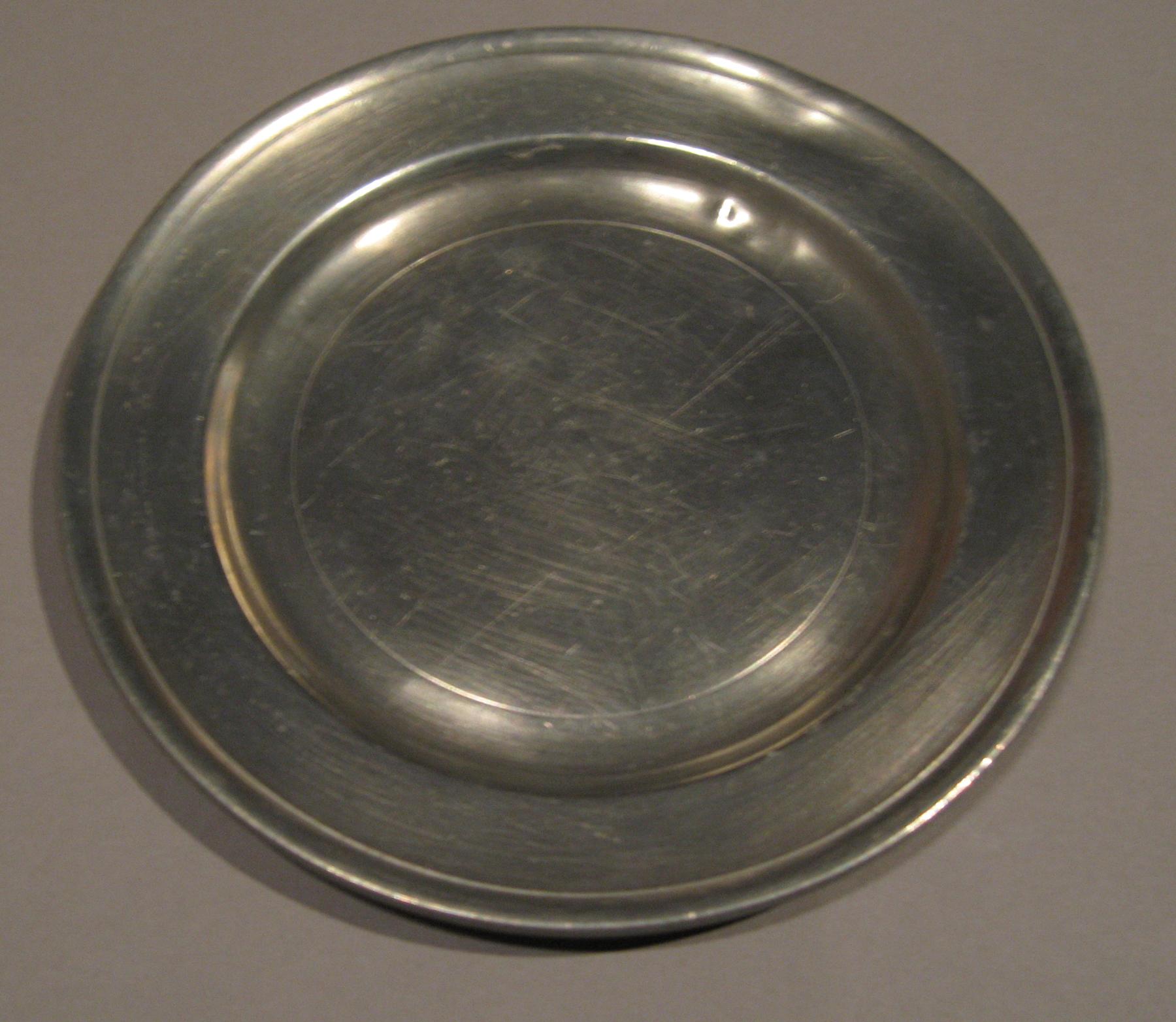 1963.0665 Pewter plate