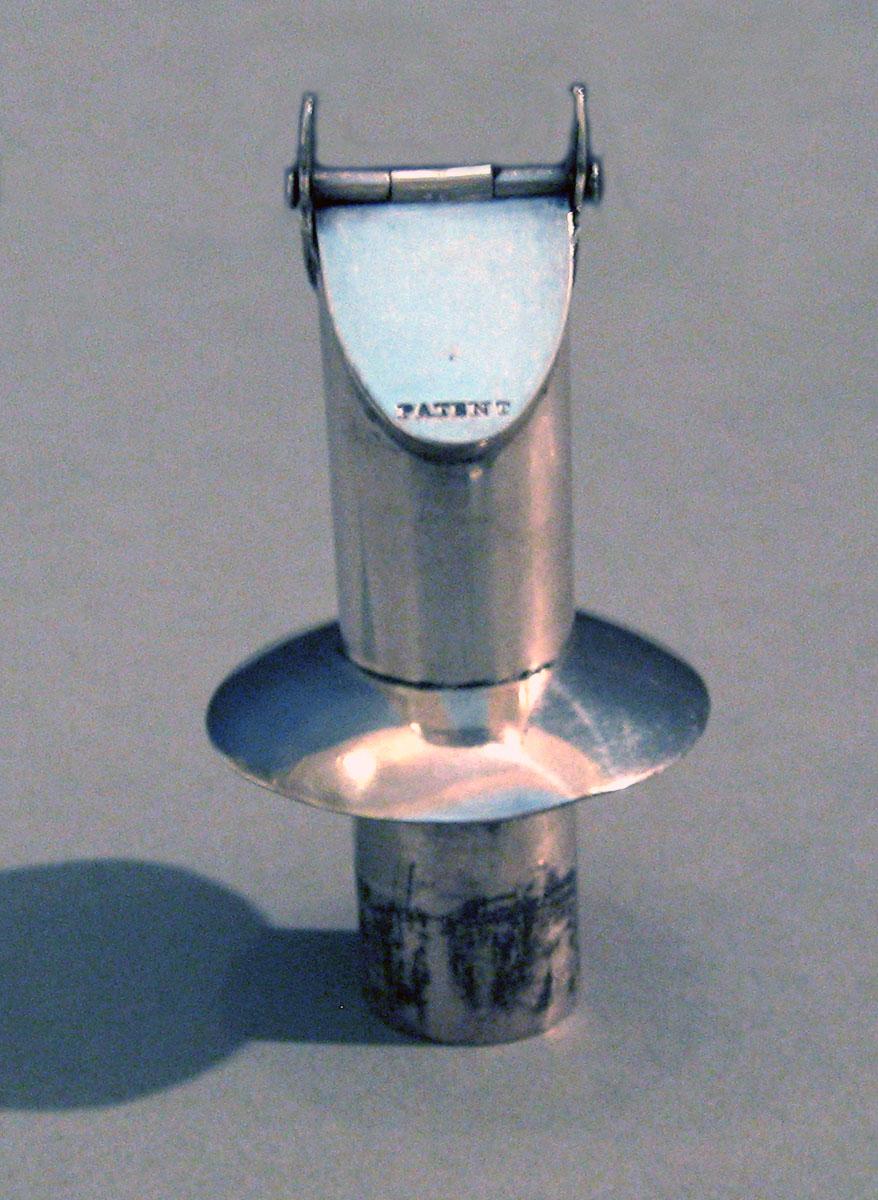 1963.0682 Silver Decanter stopper side 2