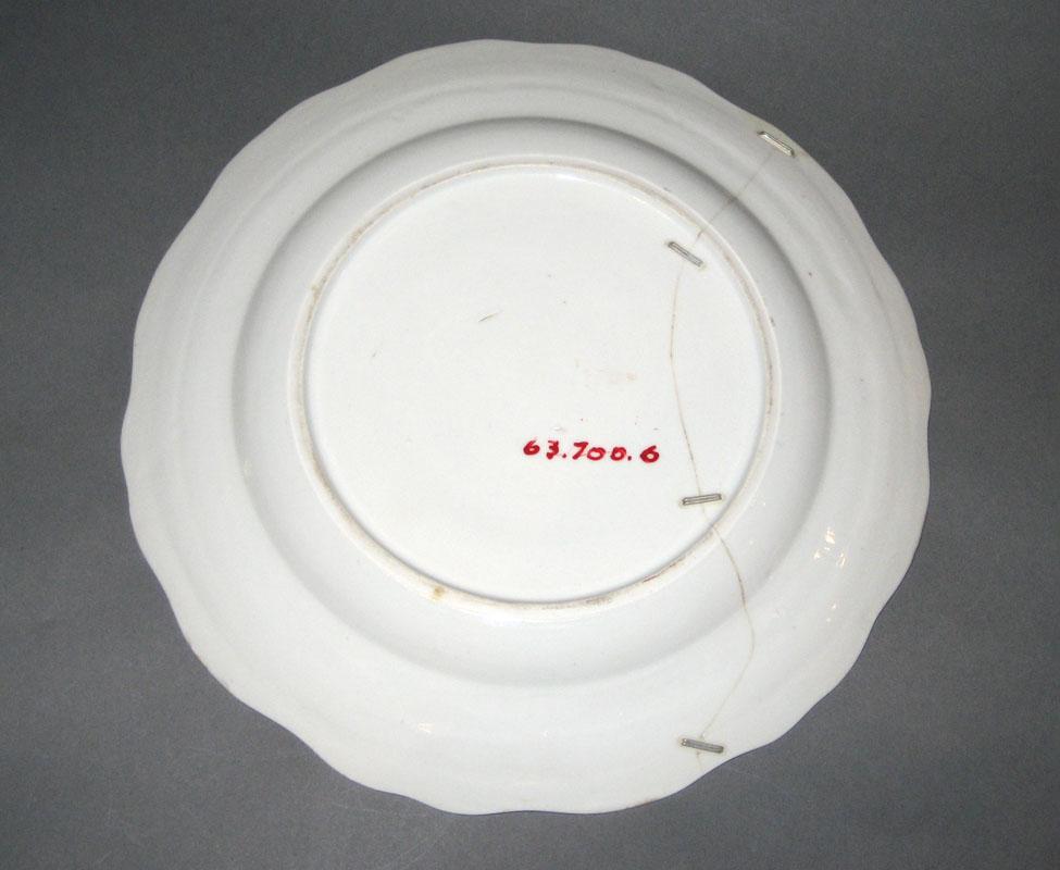 1963.0700.006 Plate (underside)