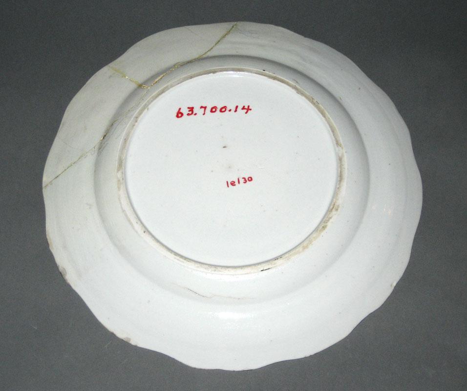 1963.0700.014 Plate, underside