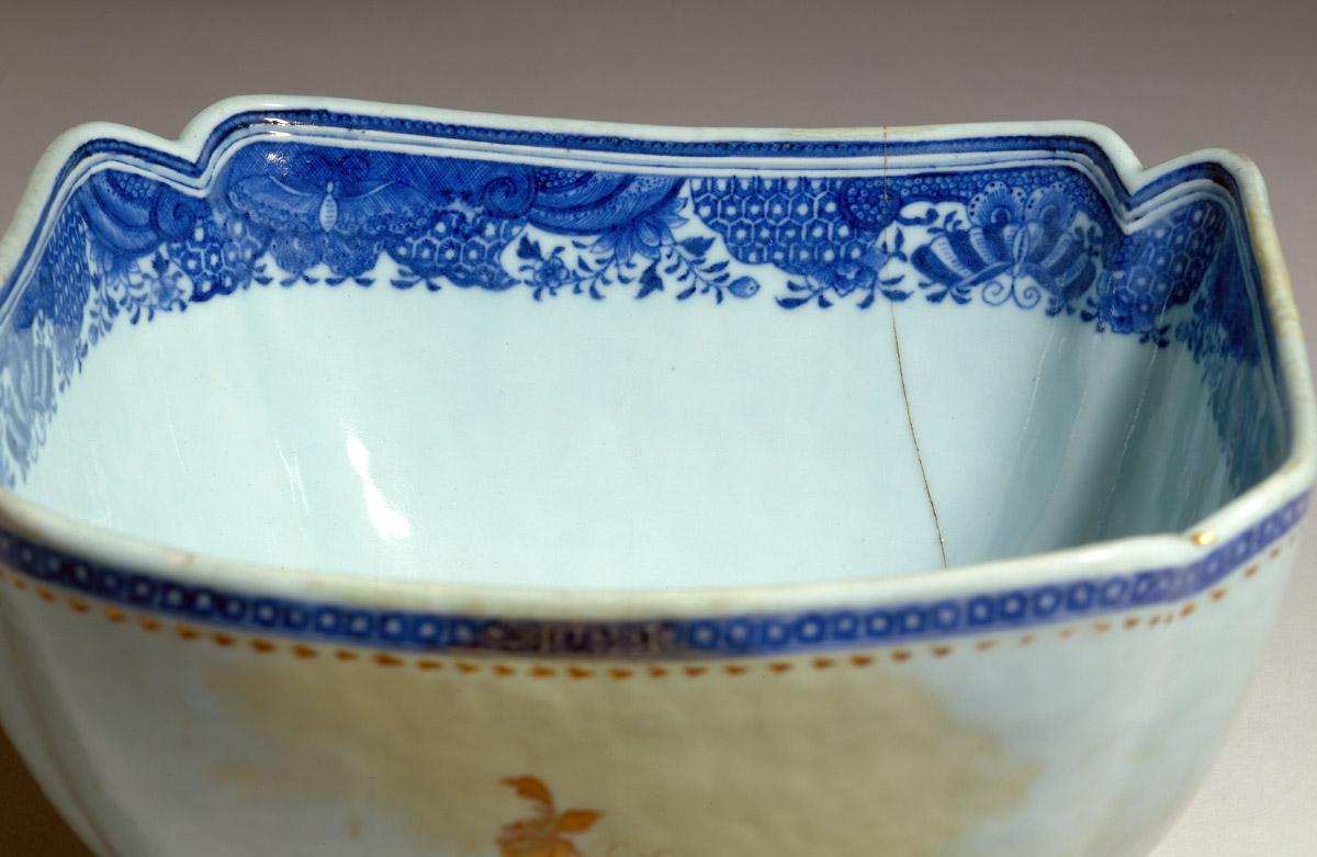 1963.0700.042 bowl (detail 3)