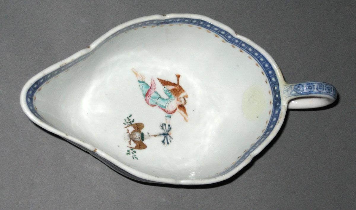 1963.0700.065 Sauceboat, upper view