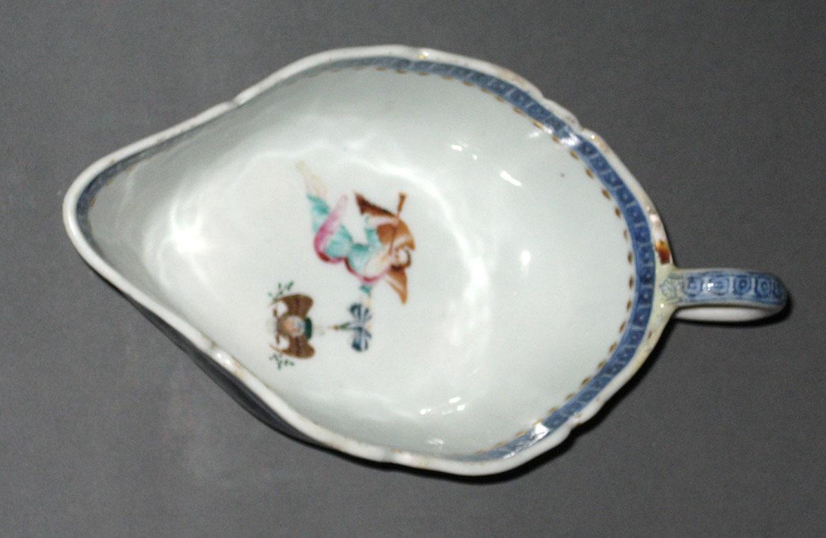 1963.0700.066 Sauceboat, upper view