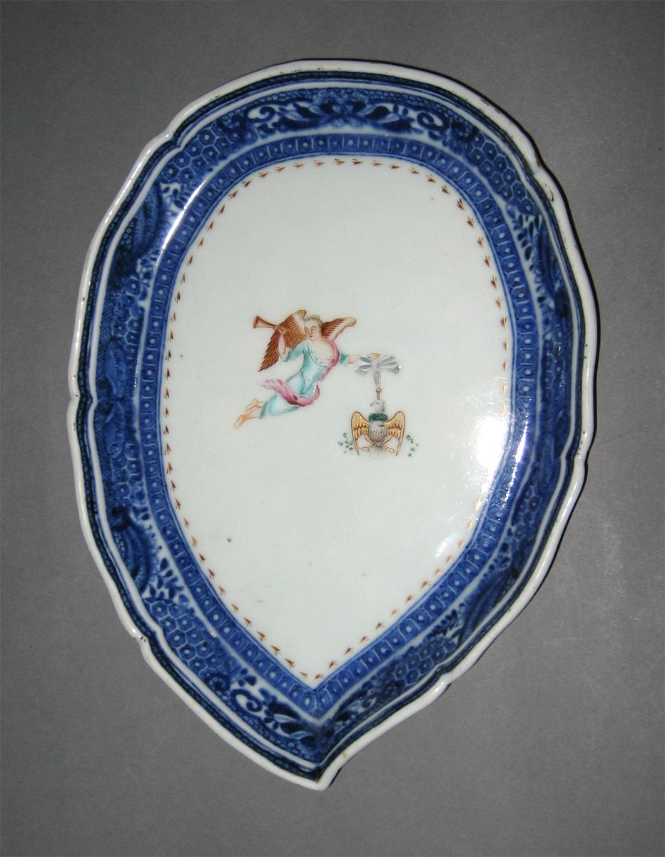 1963.0700.069 Leaf Dish