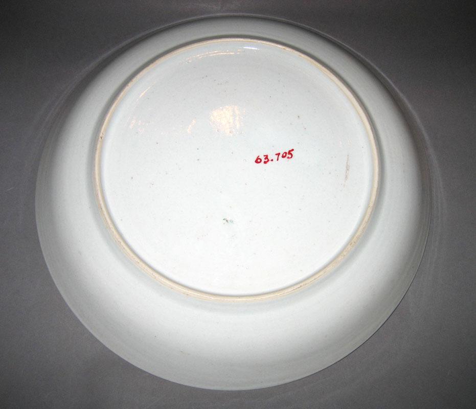1963.0705 Plate underside