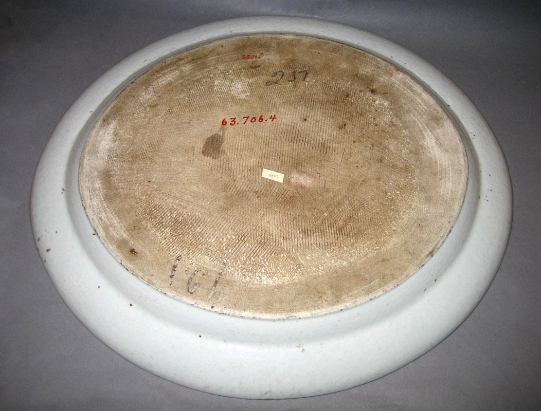 1963.0706.004 Platter underside