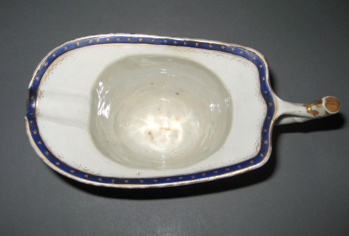 1963.0714.003 Cream Pot top view