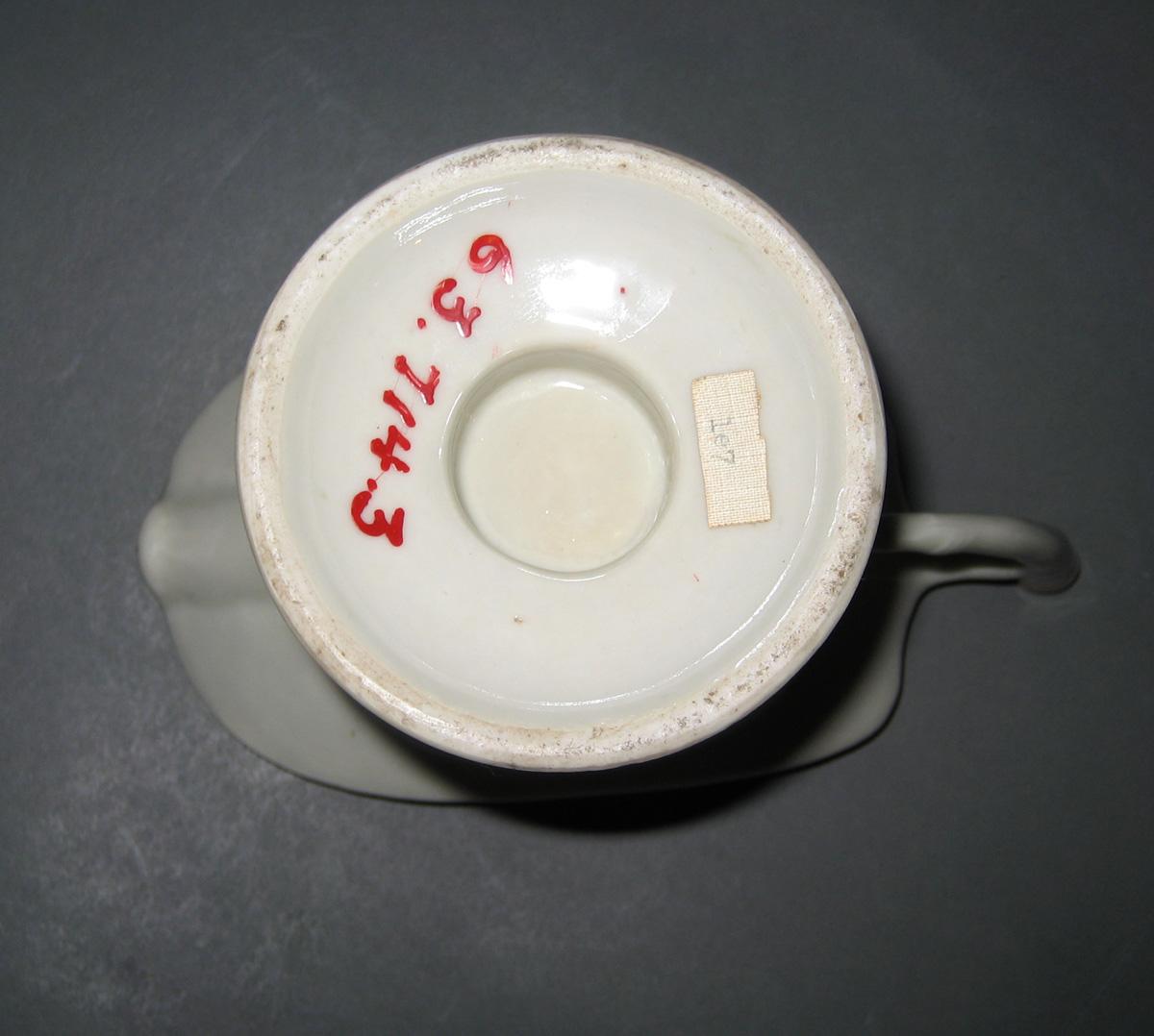 1963.0714.003 Cream Pot underside