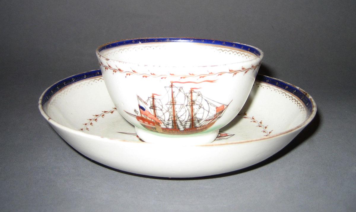 1963.0714.007 A, BTeabowl with saucer