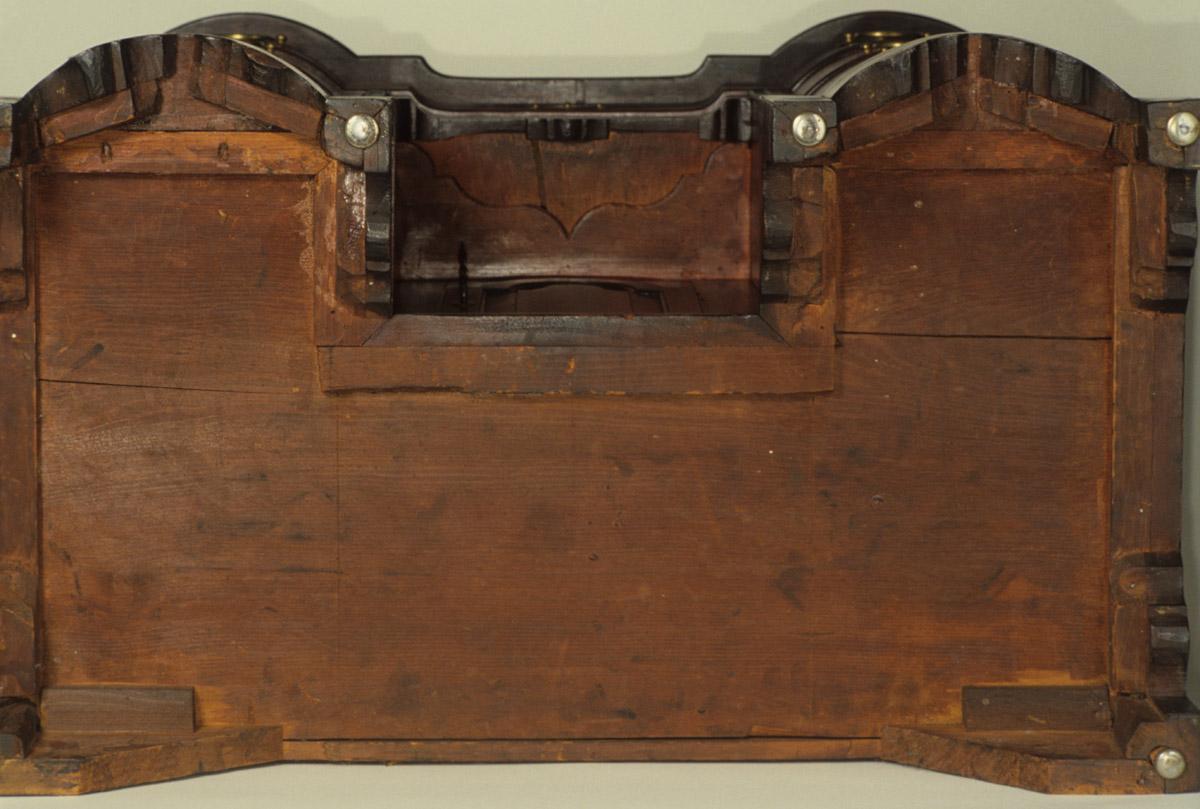 1955.0136.097 Table, view 4