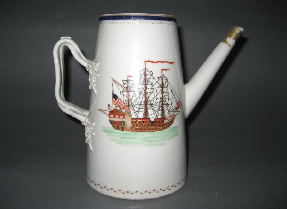 1963.0714.010 B Porcelain Coffee Pot side 2