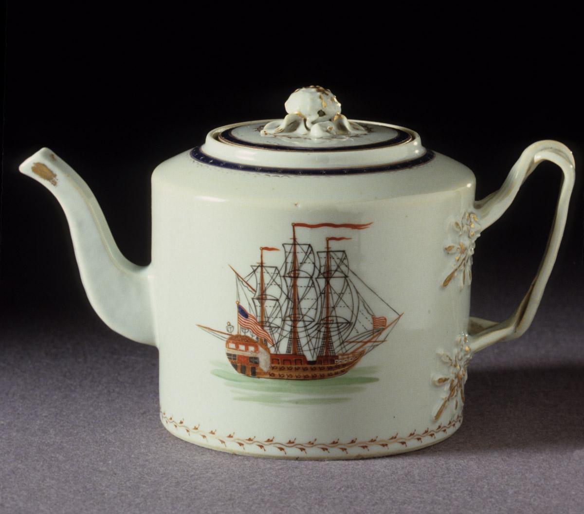 1963.0714.012 A, B Teapot and lid