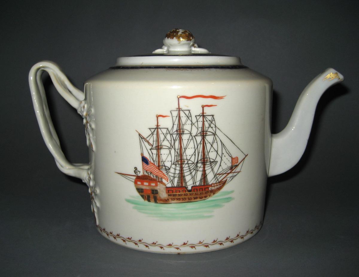 1963.0714.012 A, B Teapot side 2
