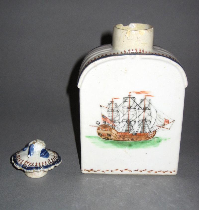 1963.0714.013 A, B Porcelain Tea Cannister and lid