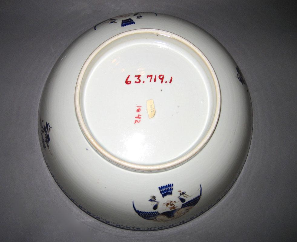 1963.0719.001 Porcelain Bowl underside