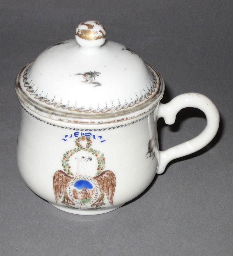 1963.0721.001 Pot de Creme