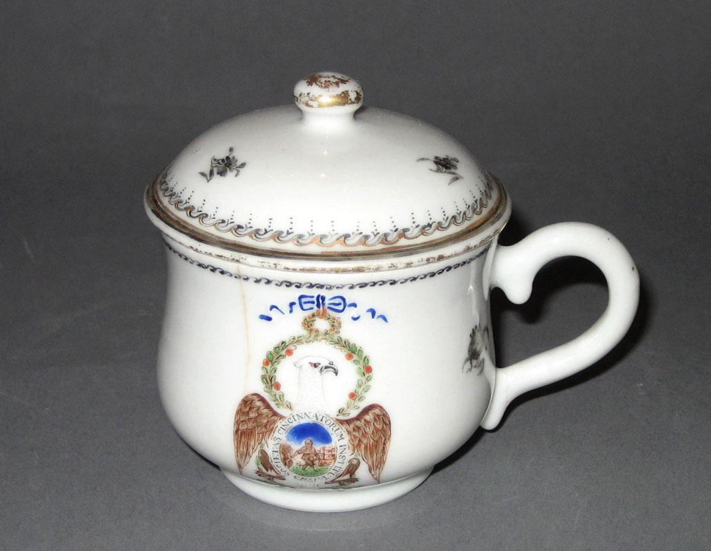 1963.0721.002 Pot de Creme
