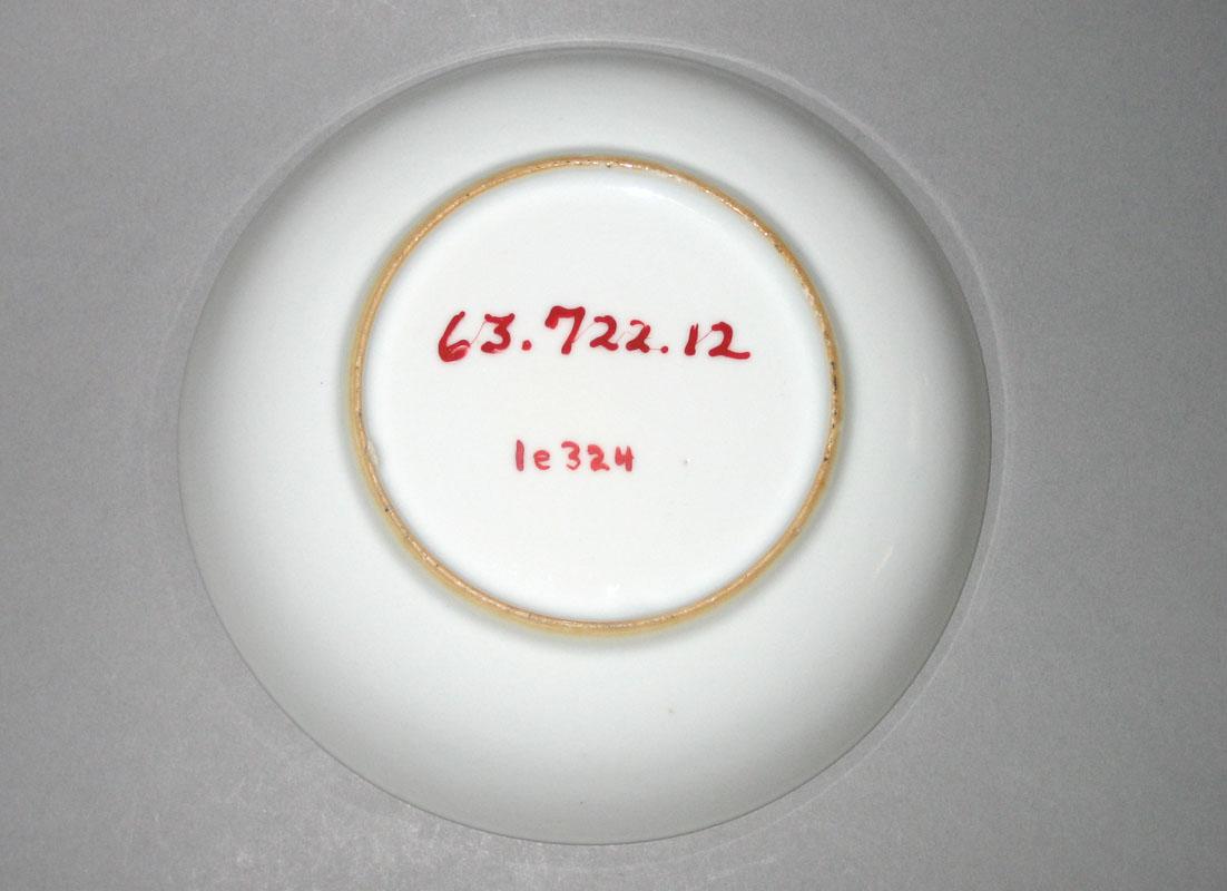 1963.0722.012 Saucer (underside)
