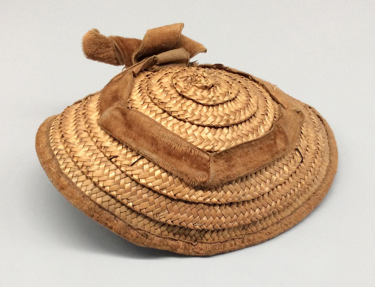 1955.0136.099 C Hat, view 2