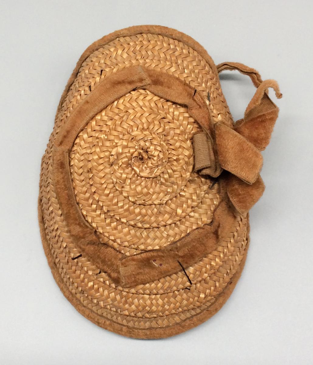 1955.0136.099 C Hat, view 3