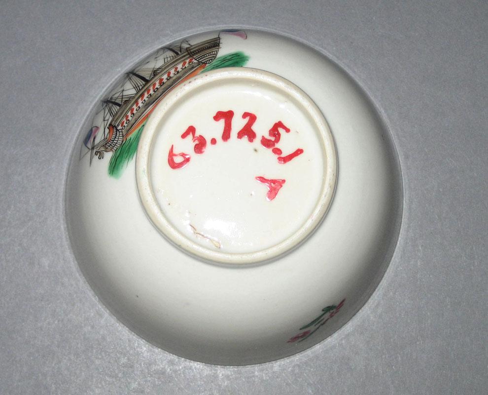 1963.0725.001 A Porcelain Teabowl underside
