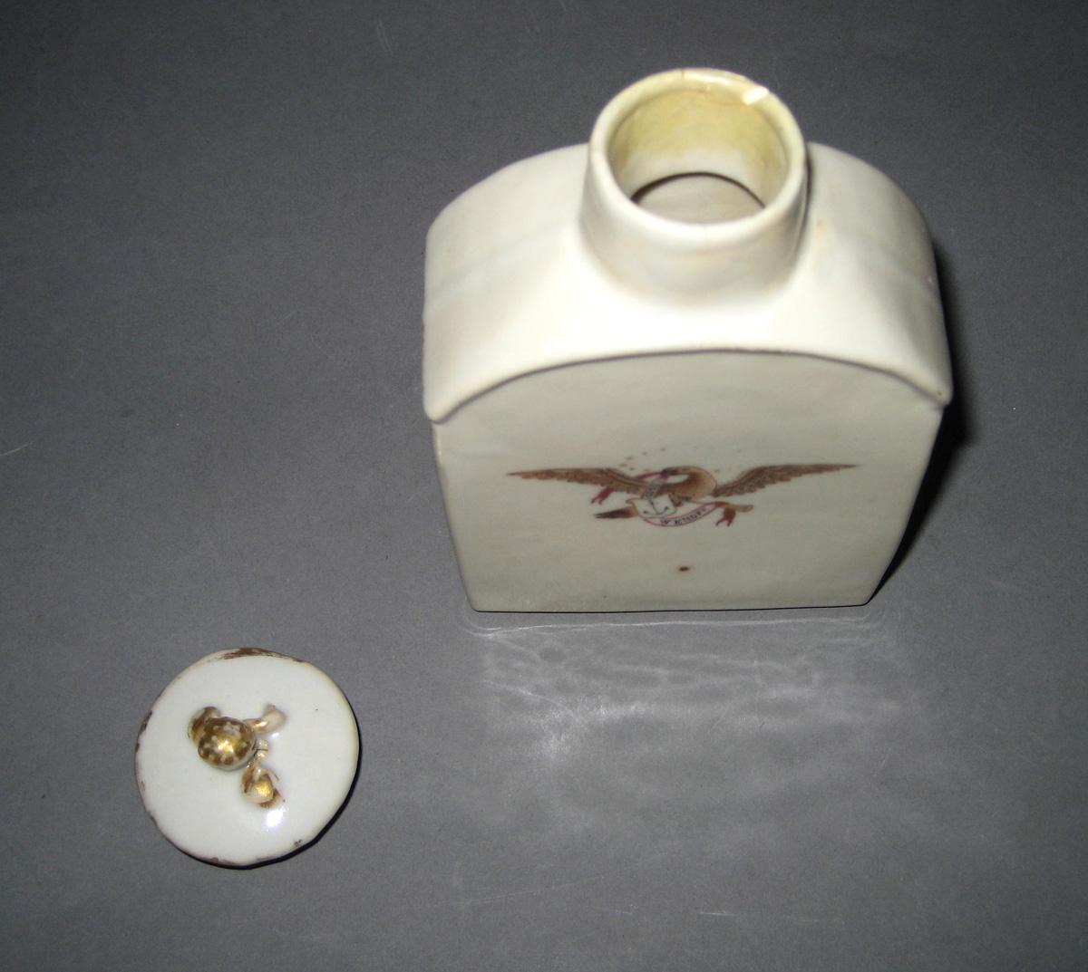 1963.0727.002 Tea cannister upper